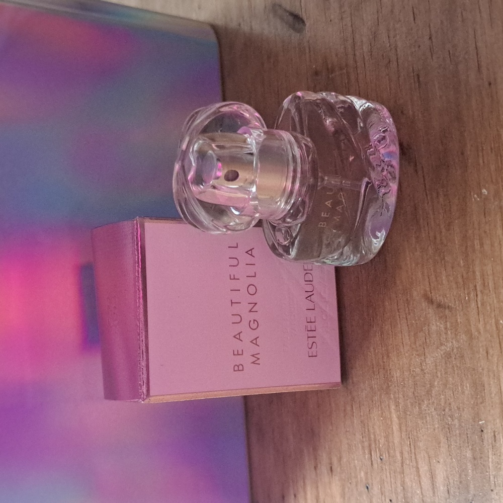 Mini Estee Lauder Beautiful Magnolia